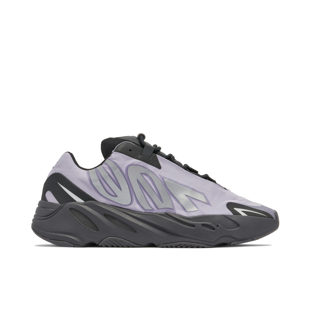YEEZY BOOST 700 MNVN GEODE - product image from the listing.