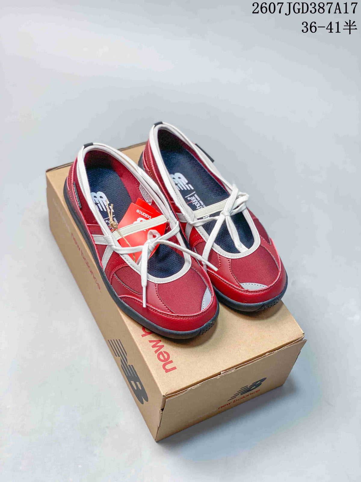 Women's New Balance WD Series Red Low-Top Sneakers 2607JGD387A17 - product image from the listing.