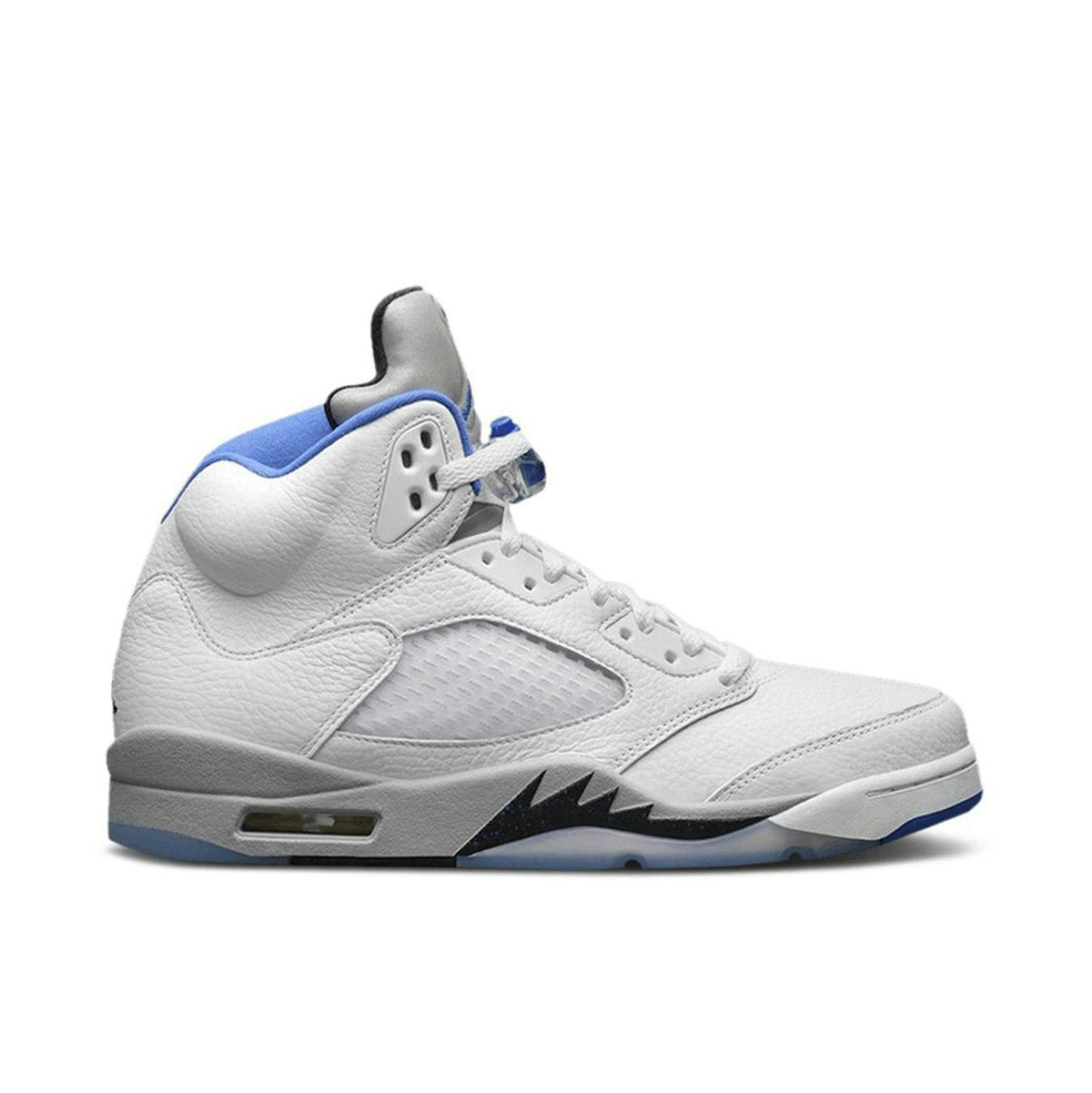 WHITE STEALTH - AIR JORDAN 5 RETRO 2021 - product image from the listing.