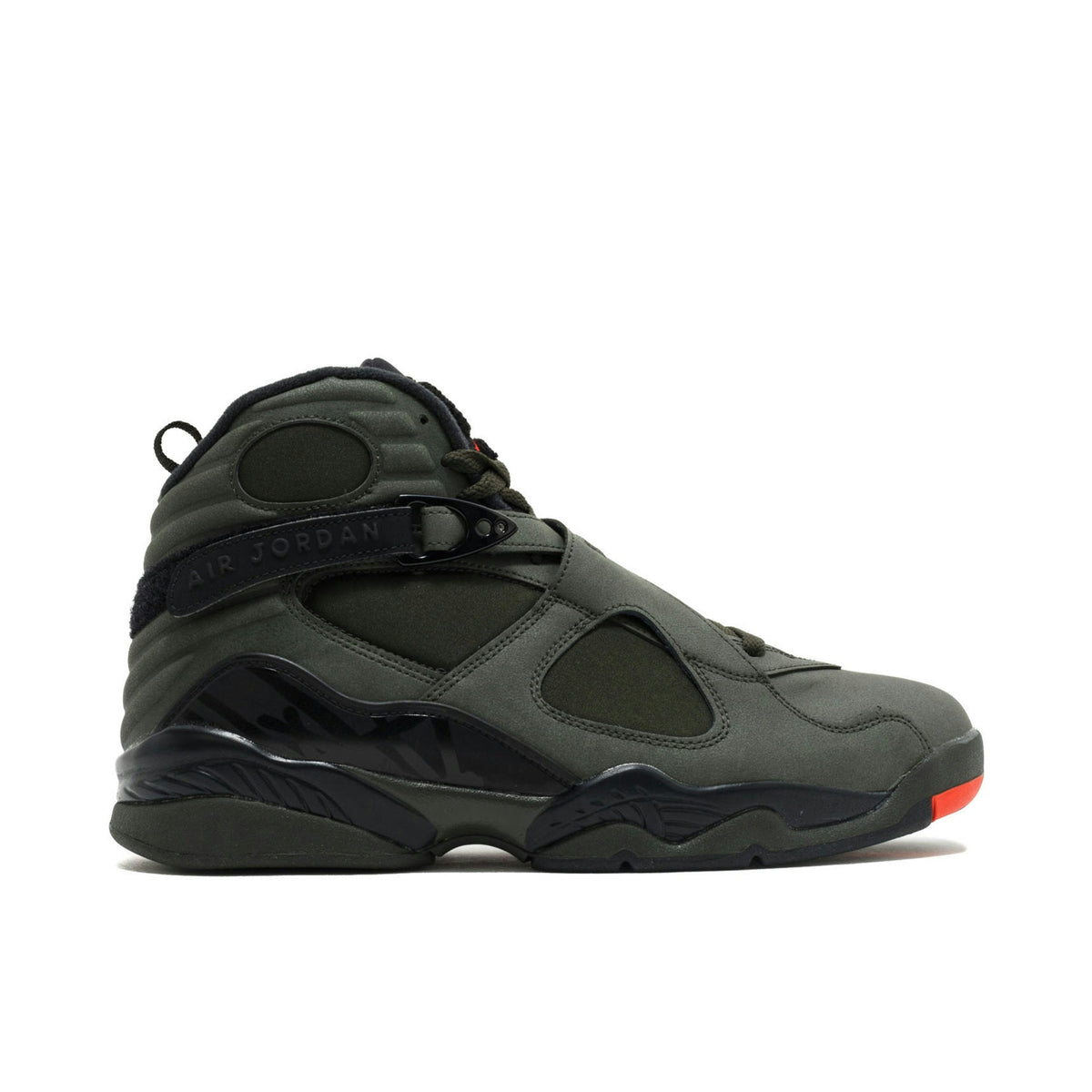 TAKE FLIGHT - AIR JORDAN 8 RETRO - product image from the listing.
