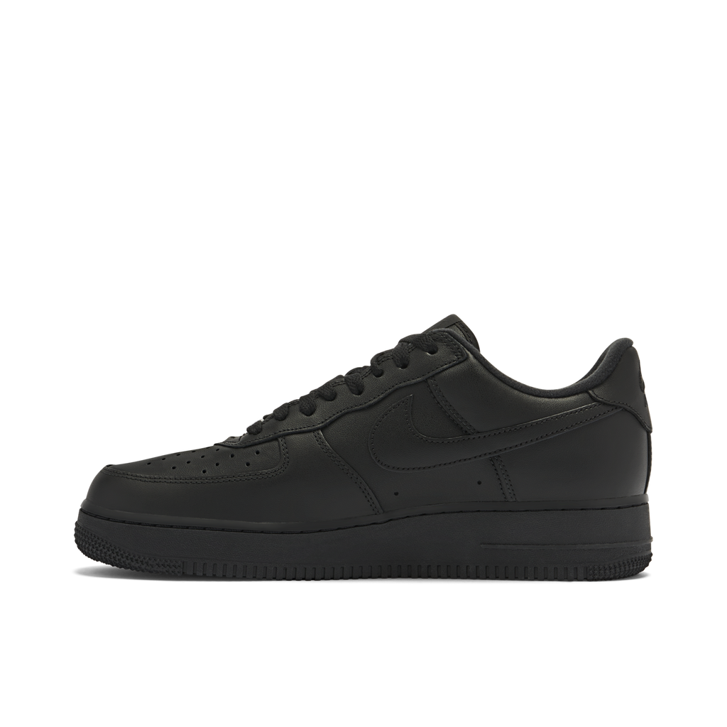 NIKE AIR FORCE 1 LOW SUPREME in BLACK - product image from the listing.