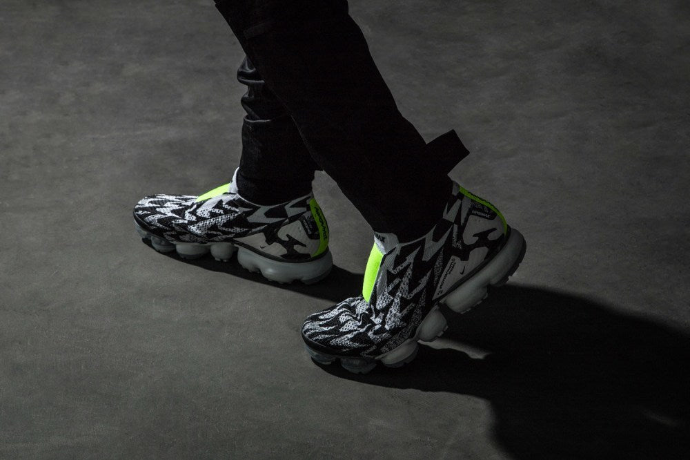 Nike Air VaporMax Moc 2 Acronym in Black White Volt AQ0996-001 - product image from the listing.
