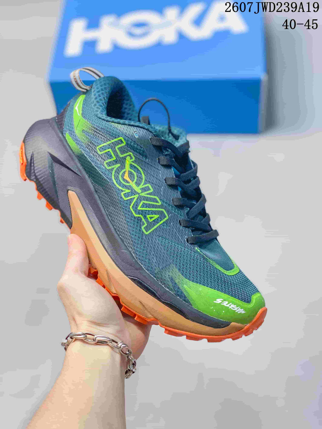 HOKA Rocket X 3 Low-Top Shoes for Running - product image from the listing.