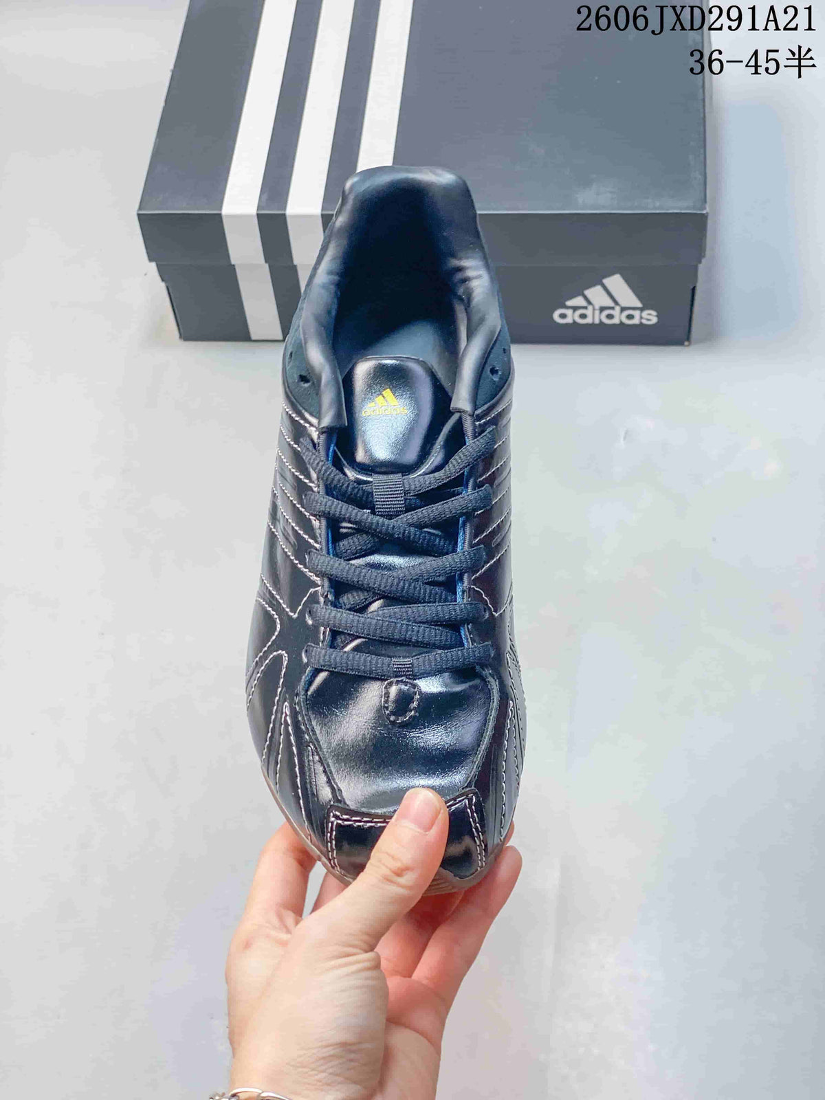 Adidas Originals Ghost Sprint Sneakers in Navy 2606JXD291A21 - product image from the listing.