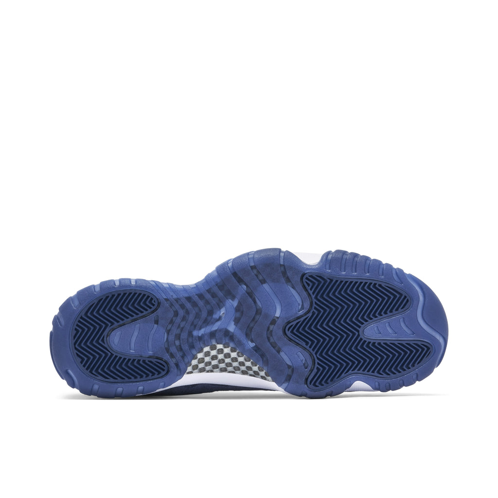Women's AIR JORDAN 11 VELVET MIDNIGHT NAVY - product image from the listing.