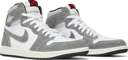Air Jordan 1 Retro High OG 'Washed Black' - product image from the listing.