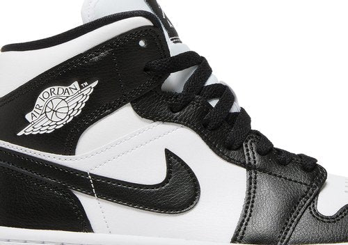 Panda - Air Jordan 1 - product photo shown in the listing for this item.