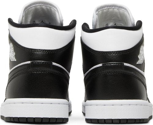 Panda - Air Jordan 1 - product photo shown in the listing for this item.