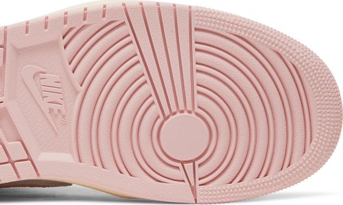 Air Jordan 1 Retro High OG 'Washed Pink' - product image from the listing.