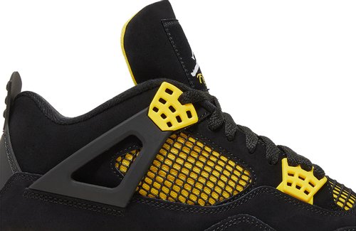 Air Jordan 4 Retro 'Thunder' 2023 - product image from the listing.
