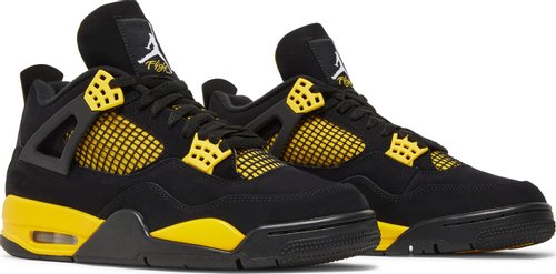 Air Jordan 4 Retro 'Thunder' 2023 - product image from the listing.
