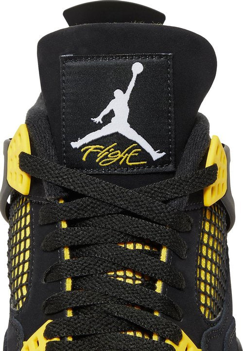 Air Jordan 4 Retro 'Thunder' 2023 - product image from the listing.