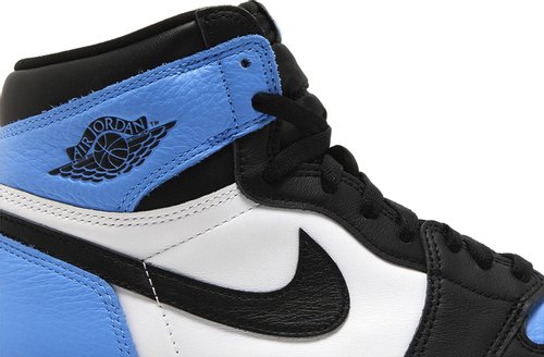"UNC Toe" Air Jordan 1 Retro High OG - product image from the listing.