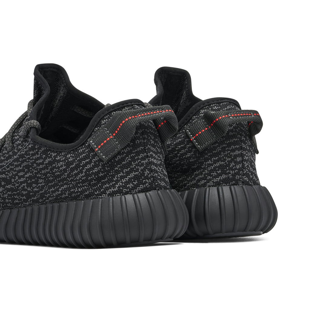 YEEZY BOOST 350 PIRATE BLACK (2016) - product image from the listing.