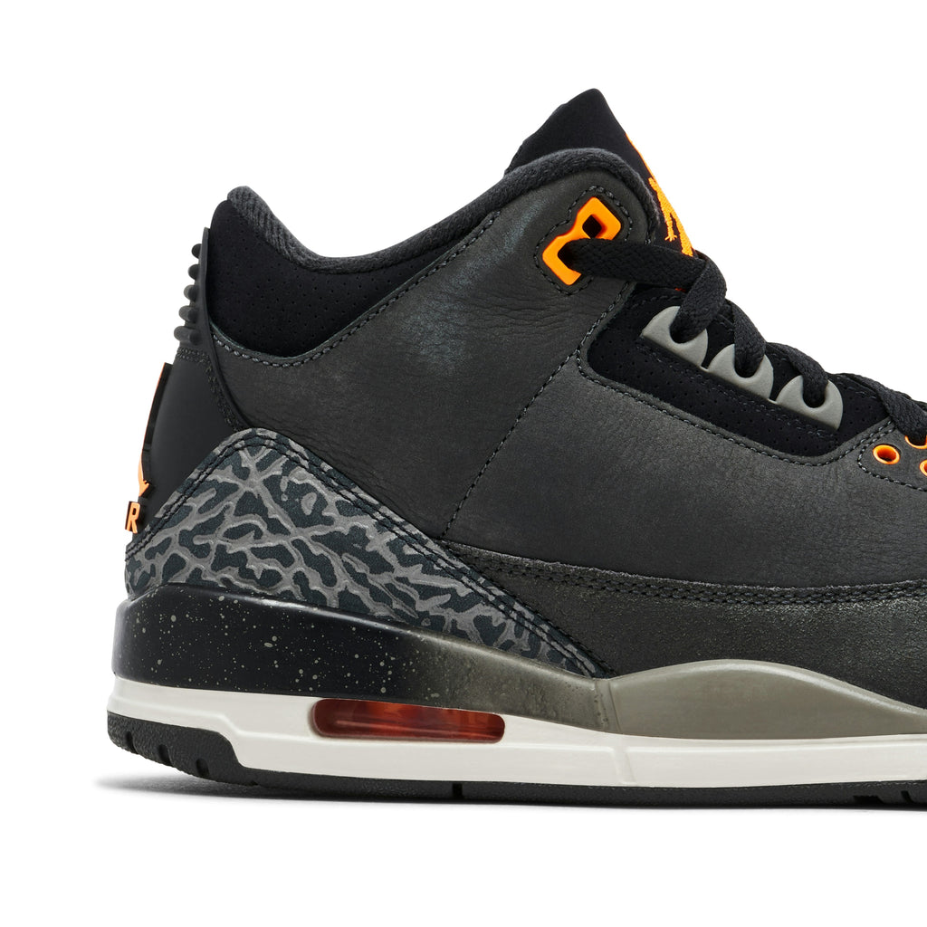 FEAR (2023) - AIR JORDAN 3 RETRO - product image from the listing.