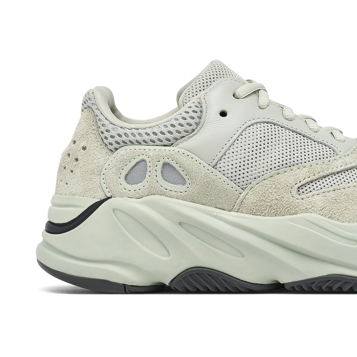 YEEZY 700 SALT - product photo shown in the listing for this item.