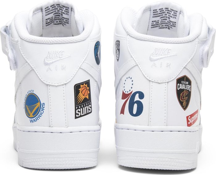 1 Supreme by Nike - product photo shown in the listing for this item.