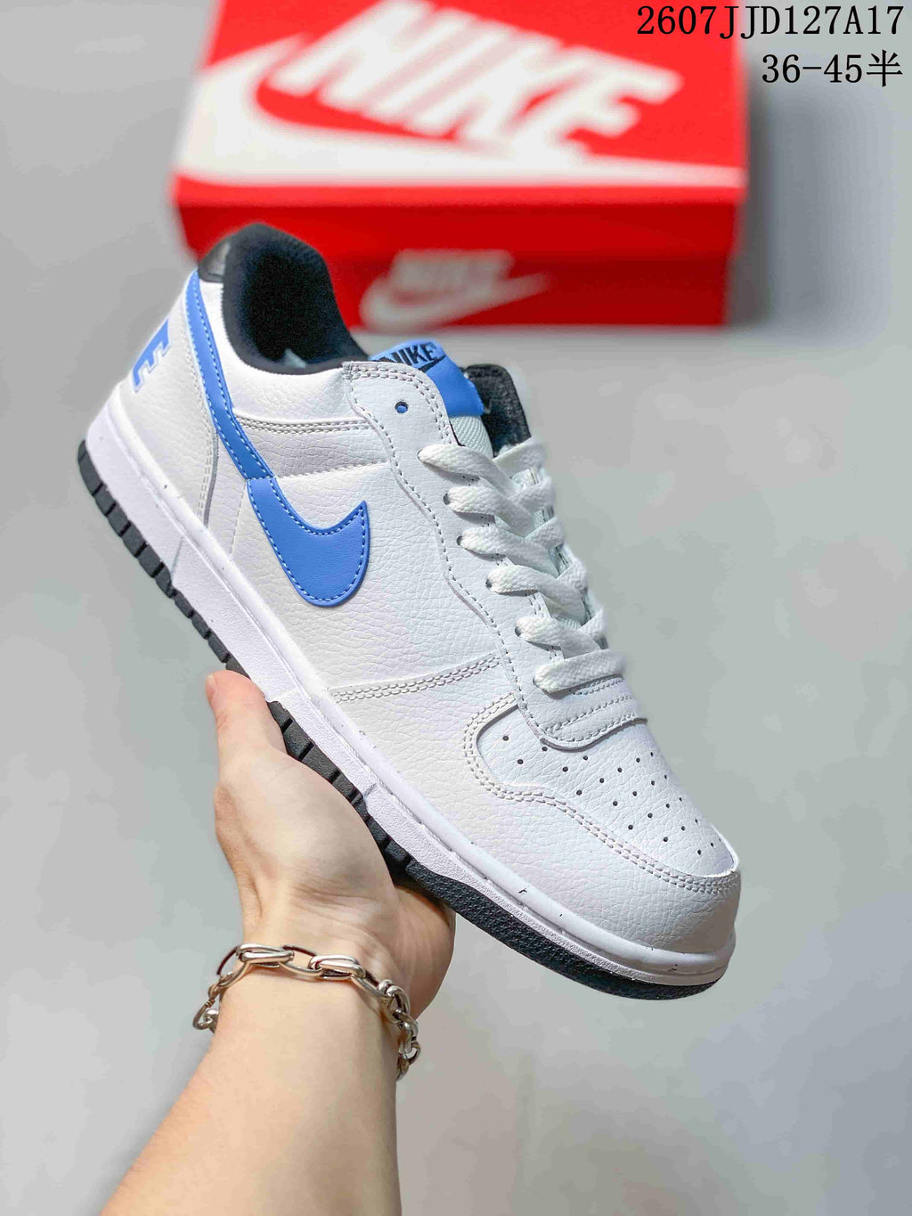 Nike SB Dunk Low Pro Trainers, Multicolor Options - product image from the listing.