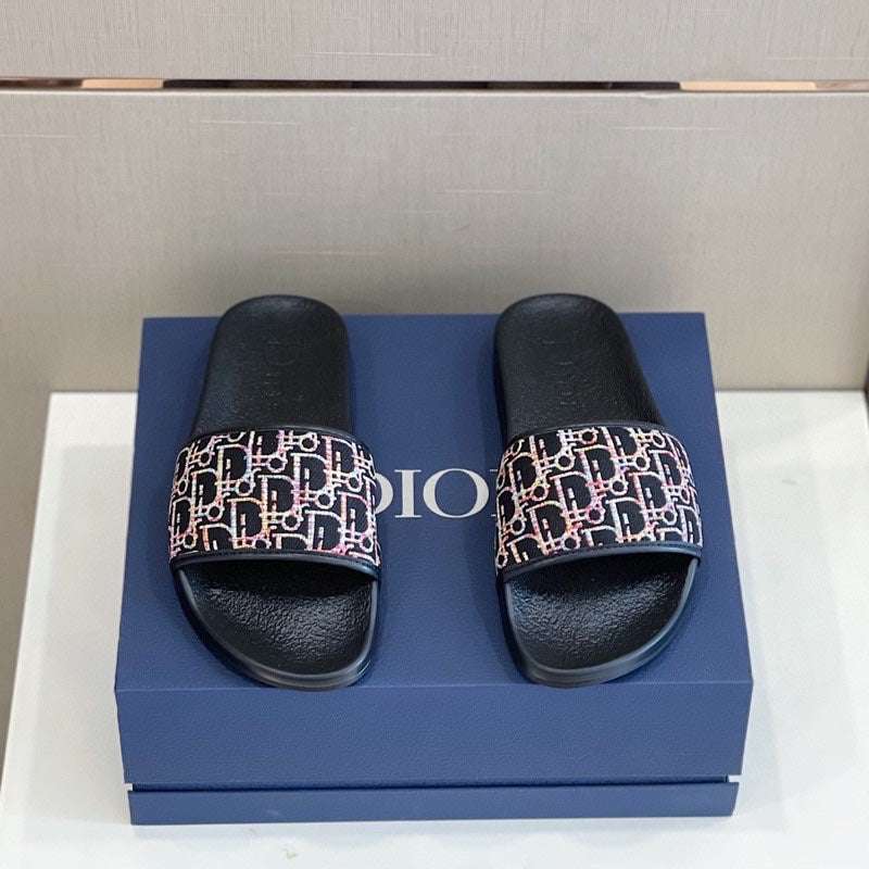 SLIPPER - DIOR - product photo shown in the listing for this item.