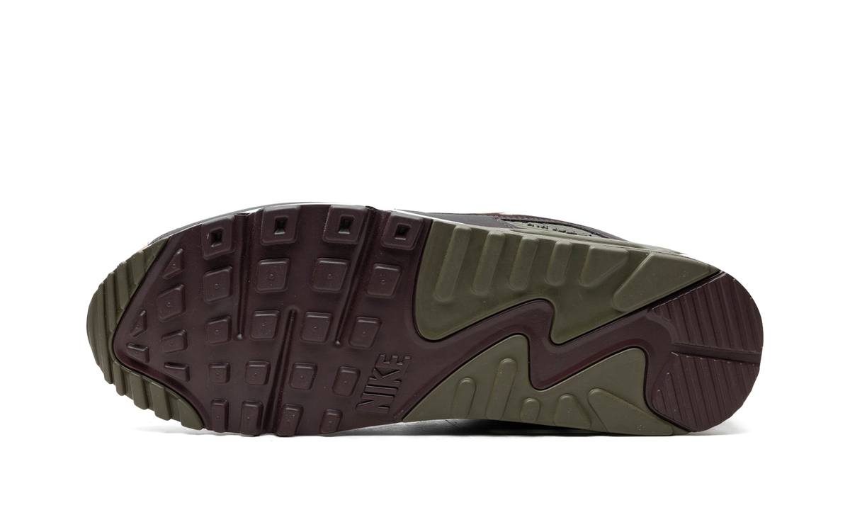 "Hemp Earth" Air Max 90 FB9658 200 - product image from the listing.
