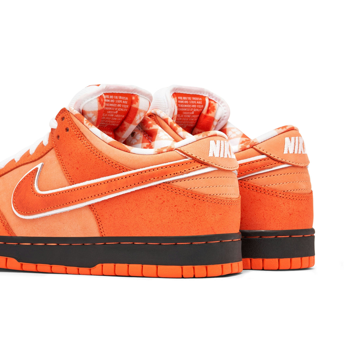 NIKE SB DUNK LOW X CONCEPTS ORANGE LOBSTER - product image from the listing.