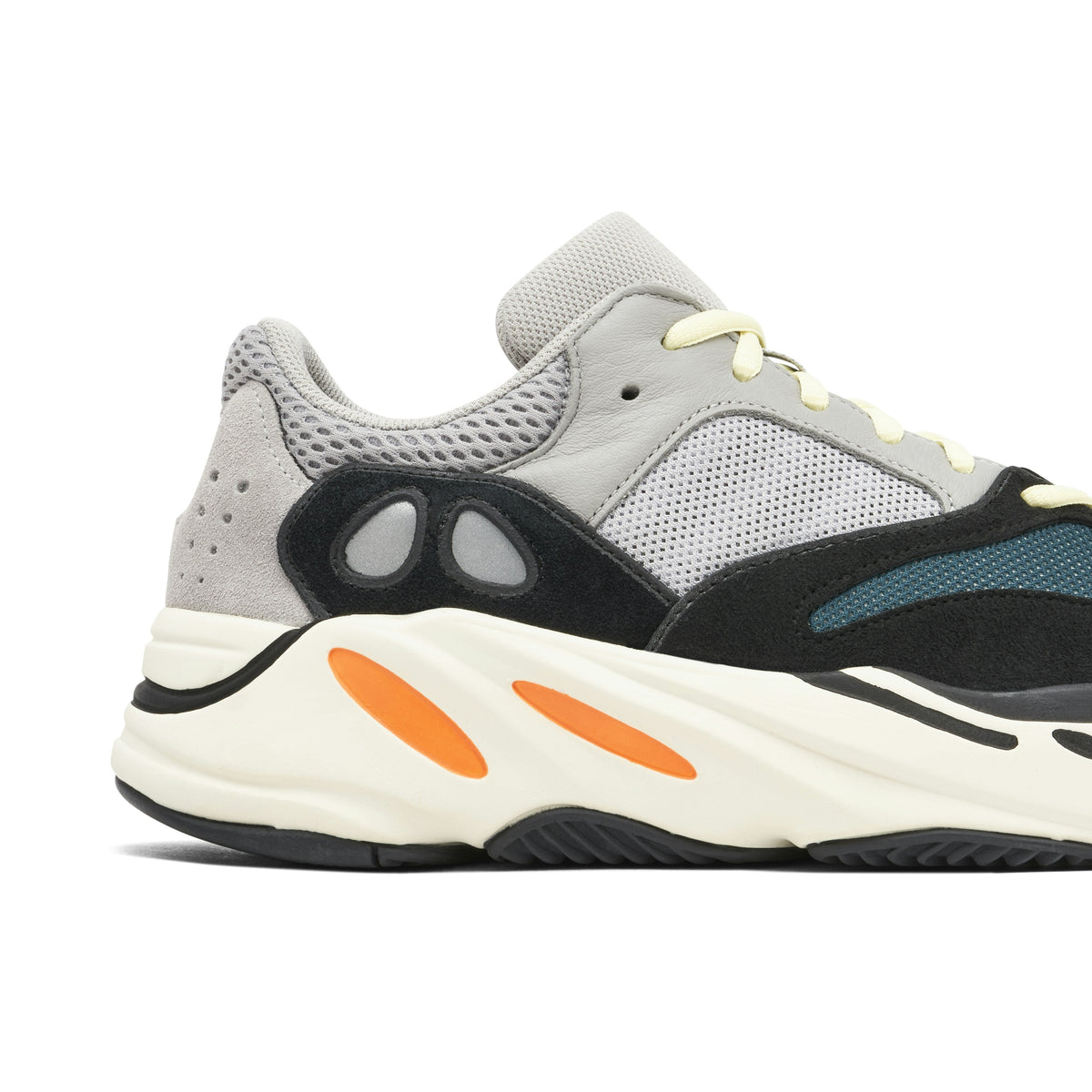 YEEZY BOOST 700 WAVE RUNNER - product image from the listing.