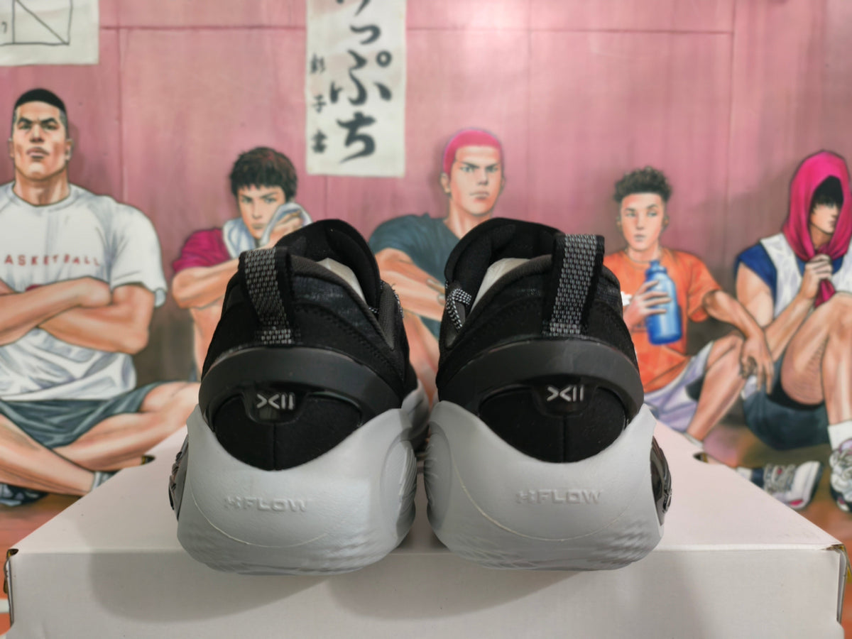 Li-Ning Basketball Shoes in Black and Gray - product image from the listing.