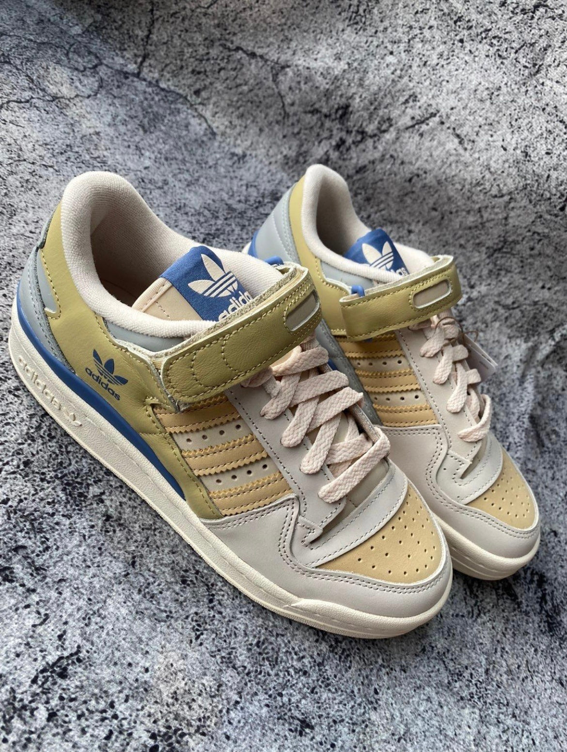 adidas Originals Forum 84 Low Concrete Jungle Trainers GX4575 - product image from the listing.