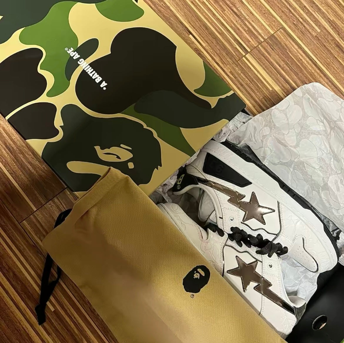 BAPE SK8 Sta Trainers White Black 1H80-291-020 - product image from the listing.