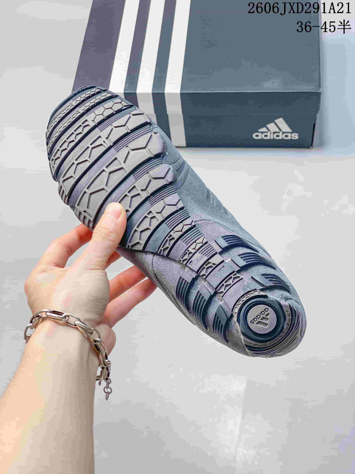 adidas Originals Ghost Sprint Sneakers in Gray 2606JXD291A21 - product image from the listing.