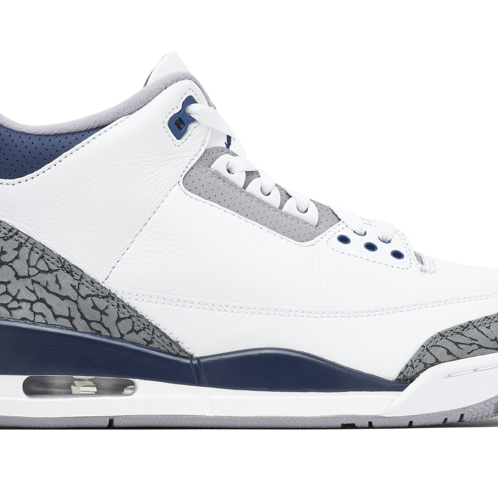 AIR JORDAN 3 in MIDNIGHT NAVY - product image from the listing.