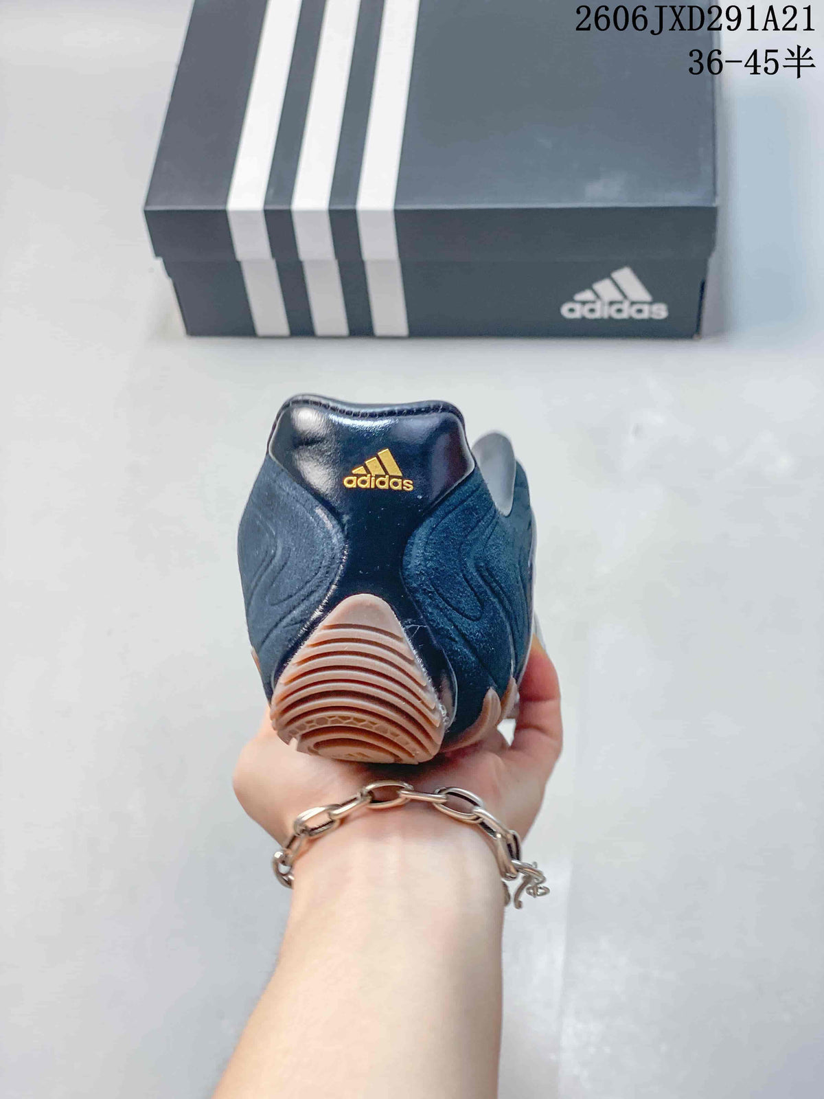 Adidas Originals Ghost Sprint Sneakers in Navy 2606JXD291A21 - product image from the listing.