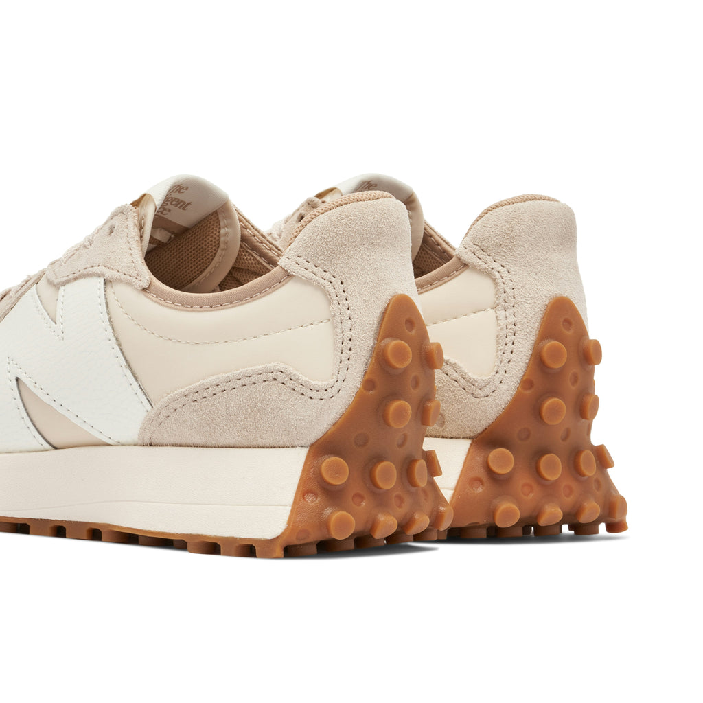 NEW BALANCE 327 in OATMEAL GUM - product image from the listing.