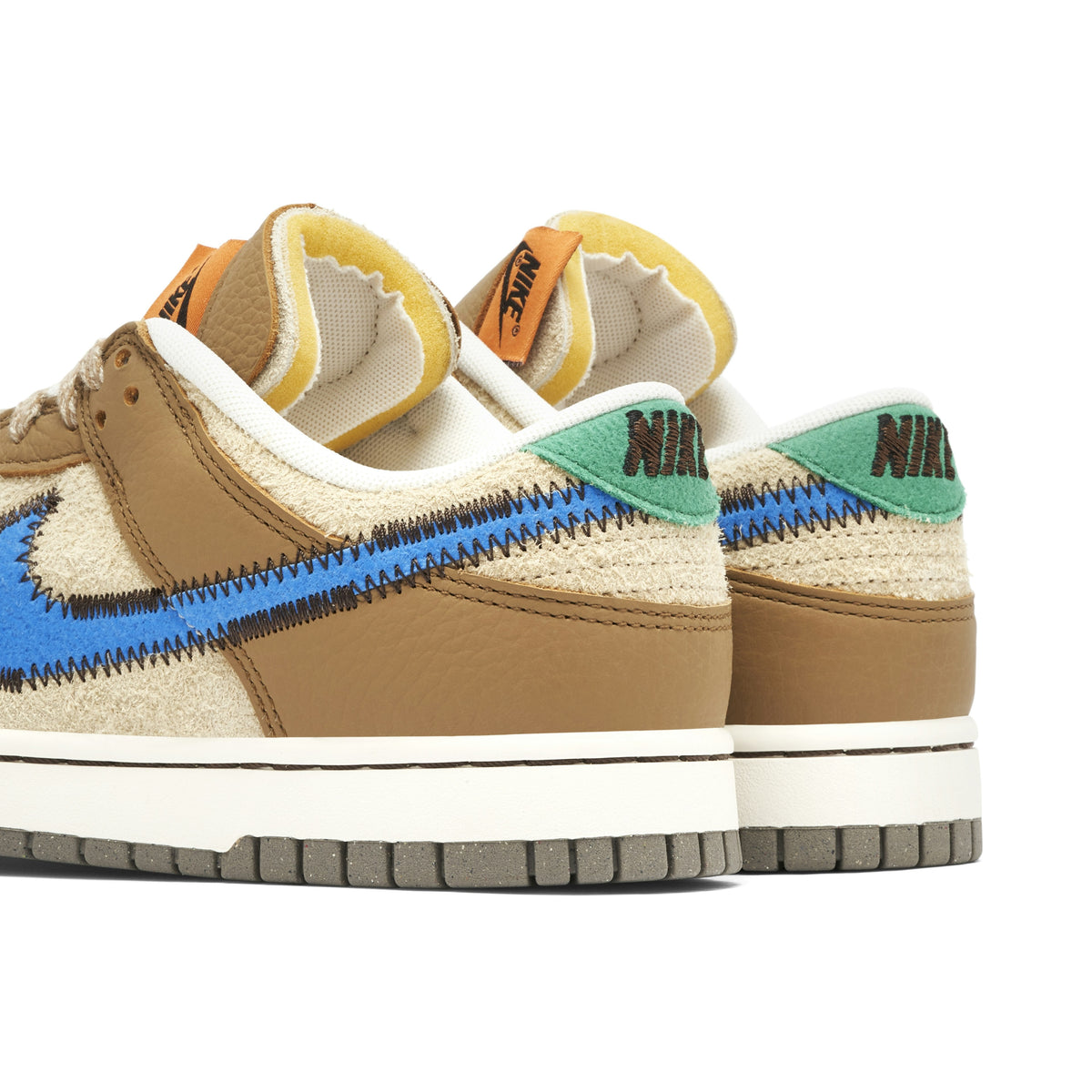 SIZE? X NIKE DUNK LOW - product photo shown in the listing for this item.