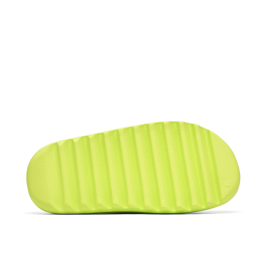 YEEZY SLIDE GLOW GREEN 2022 - product image from the listing.