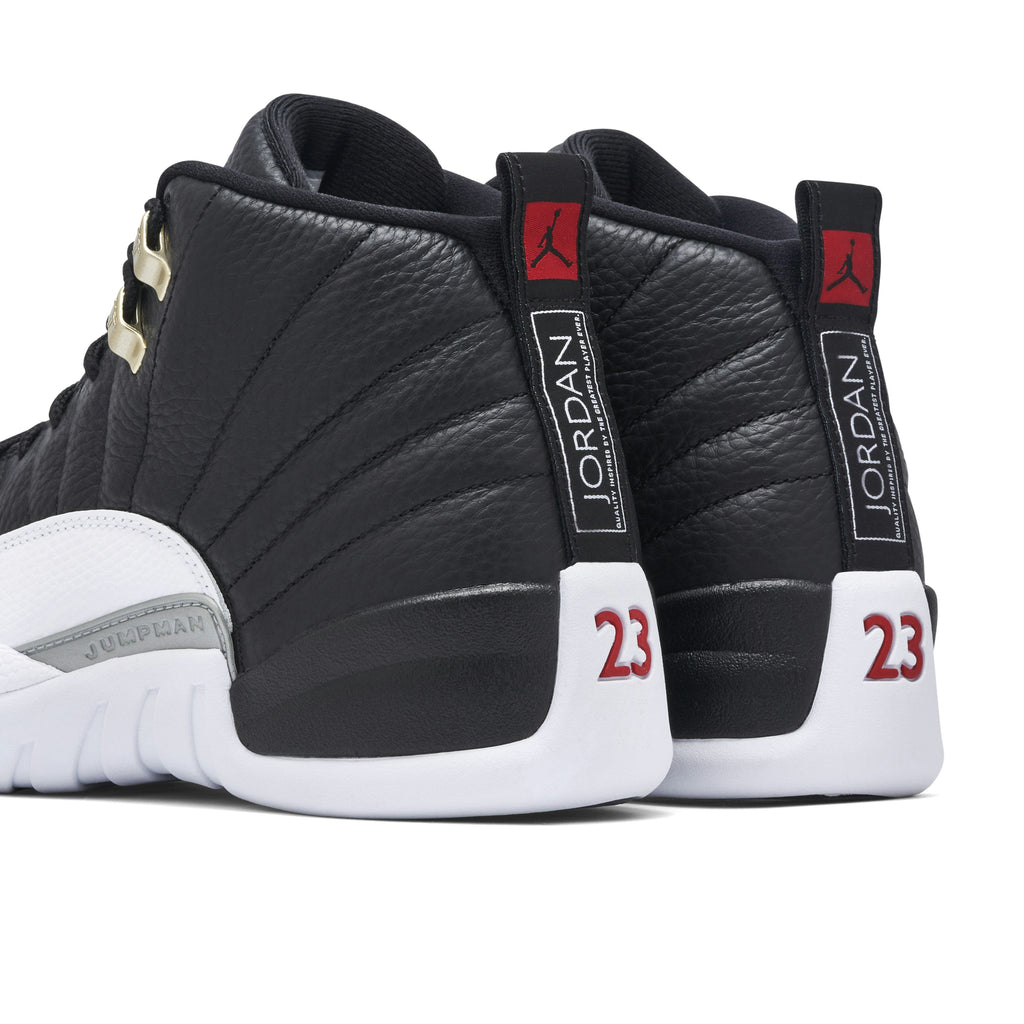 PLAYOFFS - AIR JORDAN 12 - product photo shown in the listing for this item.