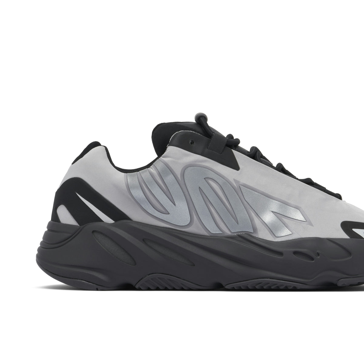 YEEZY 700 MNVN in METALLIC - product image from the listing.