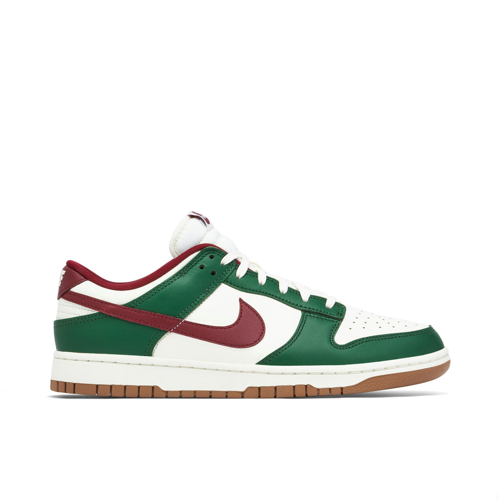 NIKE DUNK LOW WHITE GREEN TEAM in RED - product image from the listing.