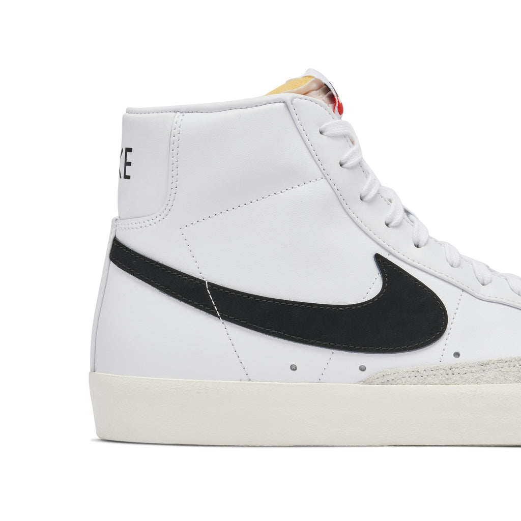 NIKE BLAZER MID 77 VINTAGE in WHITE - product image from the listing.
