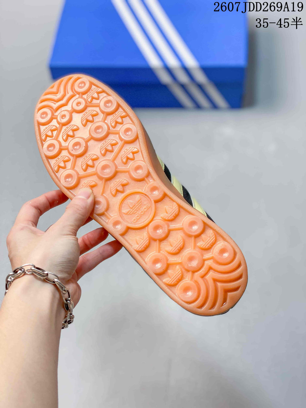 Adidas Originals Gazelle Sneakers in Black Gold JI1371 - product image from the listing.
