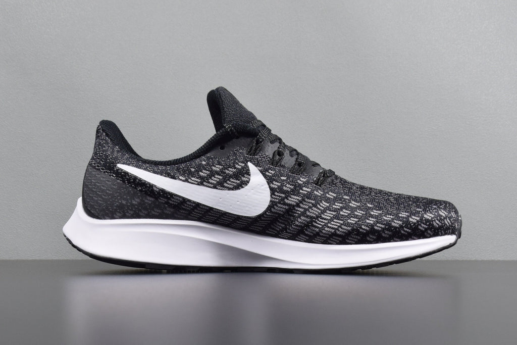 Nike Air Zoom Pegasus 35 Running Shoes in Black White 942851-001 - product image from the listing.