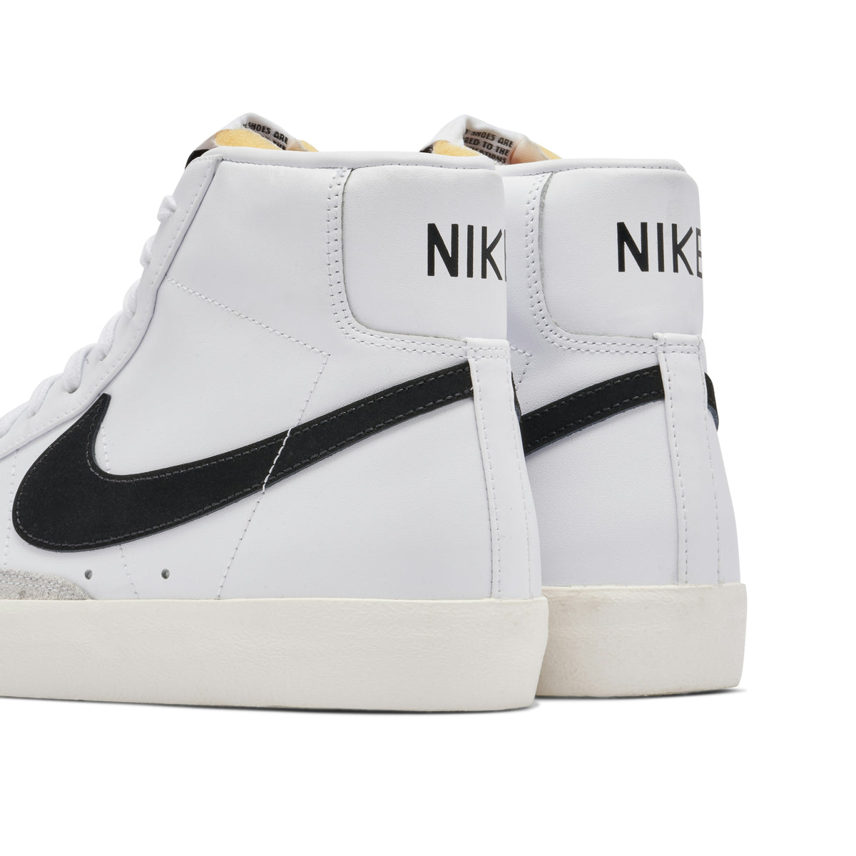 NIKE BLAZER MID 77 VINTAGE in WHITE - product image from the listing.