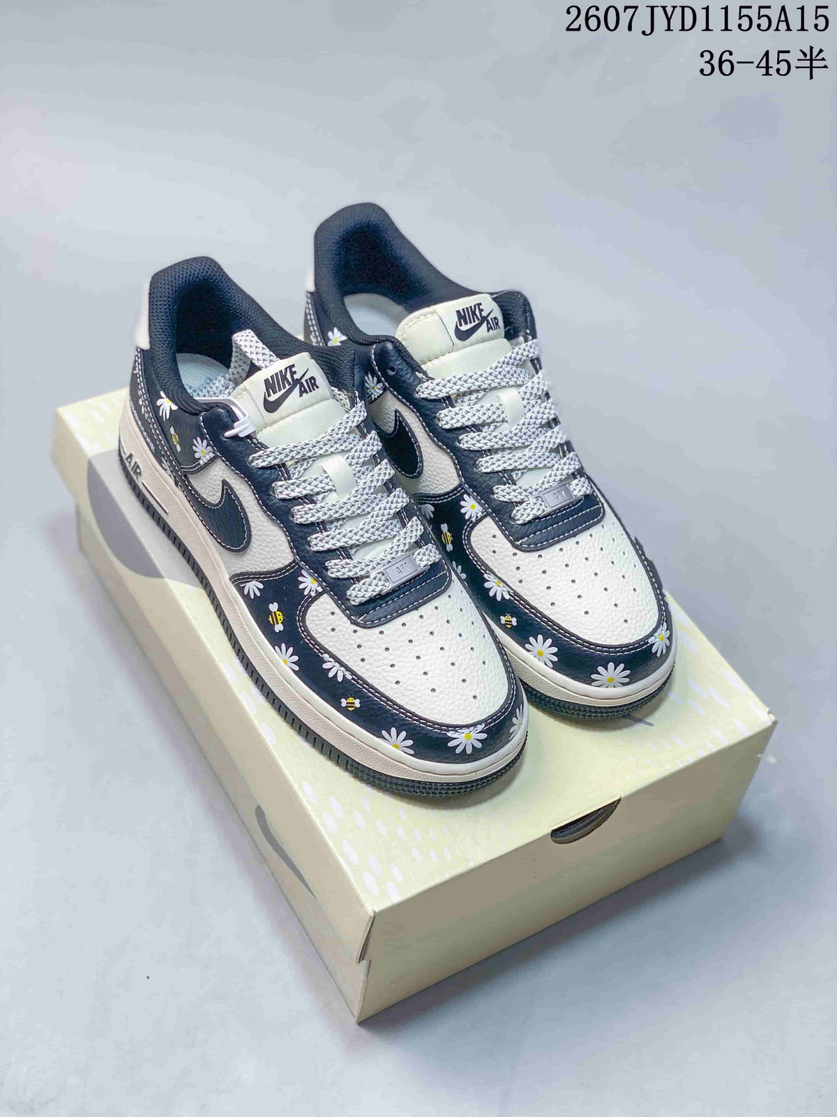 Nike Air Force 1 Low Sneakers Navy Floral in White 2607JYD1155A15 - product image from the listing.