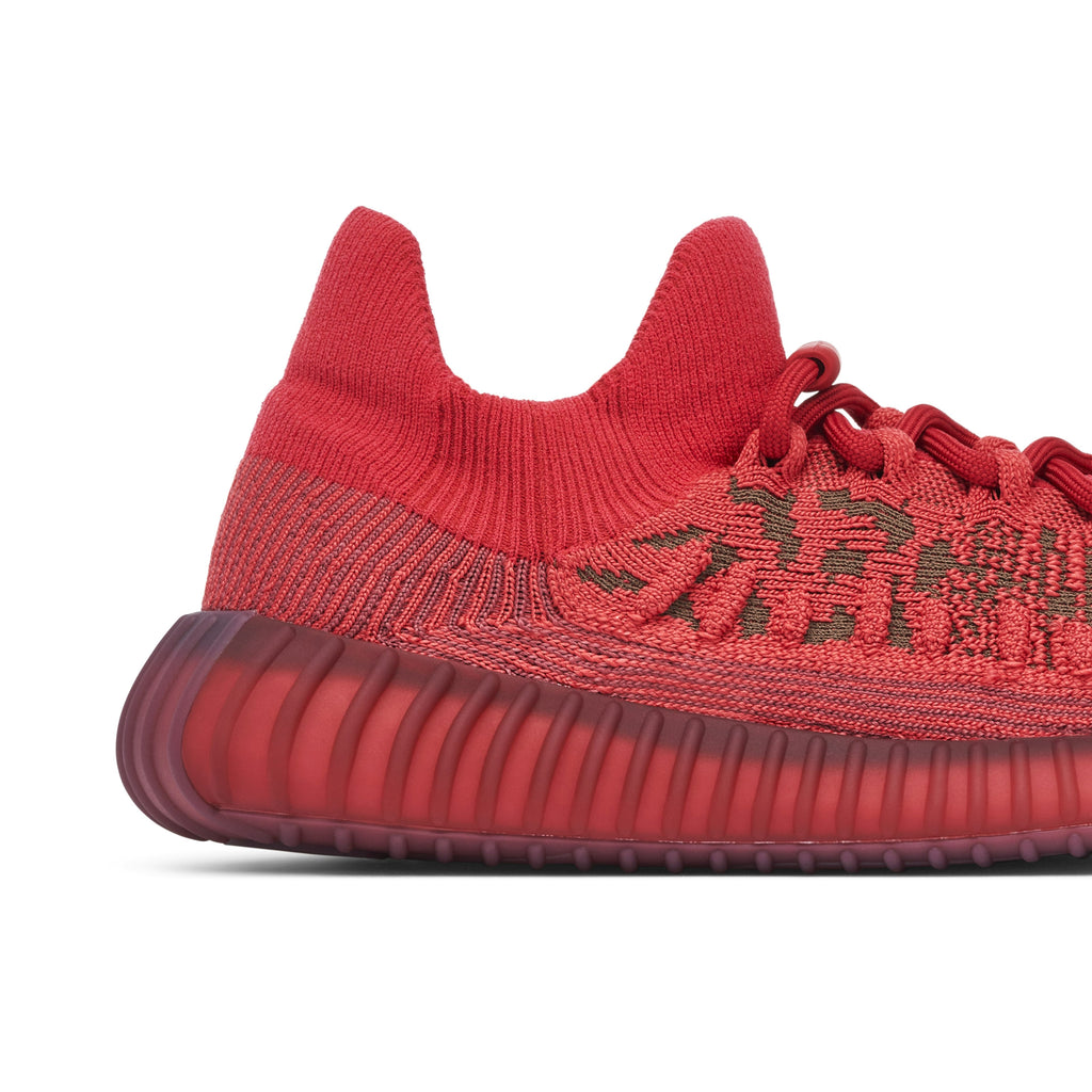 YEEZY BOOST 350 V2 CMPCT SLATE in RED - product image from the listing.