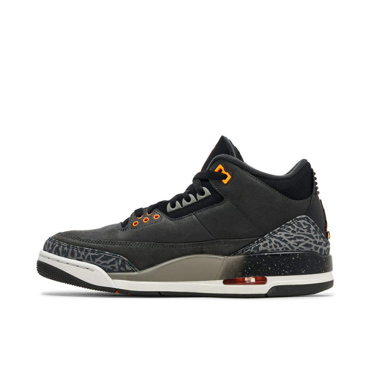 FEAR (2023) - AIR JORDAN 3 RETRO - product image from the listing.