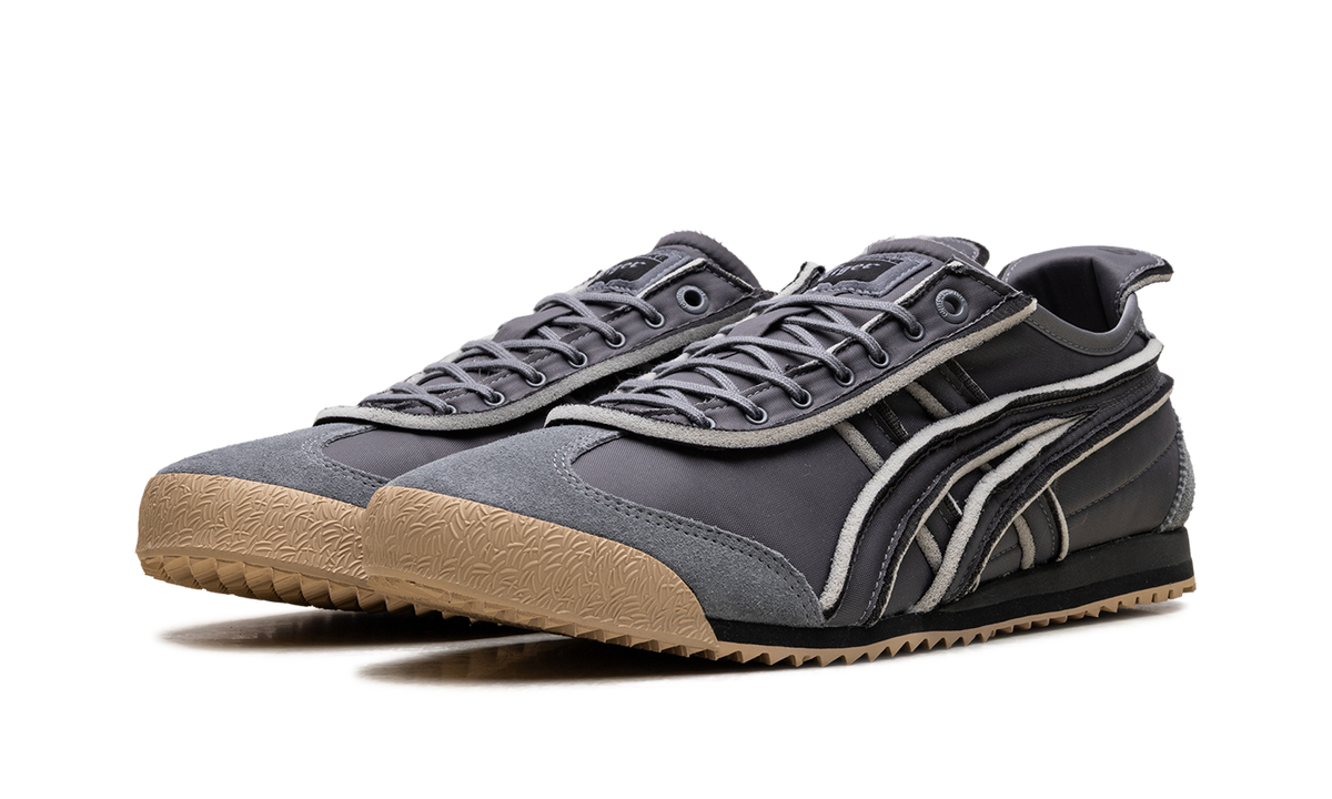 Metropolis - Onitsuka Tiger Mexico 66 SD Sneakers - product image from the listing.