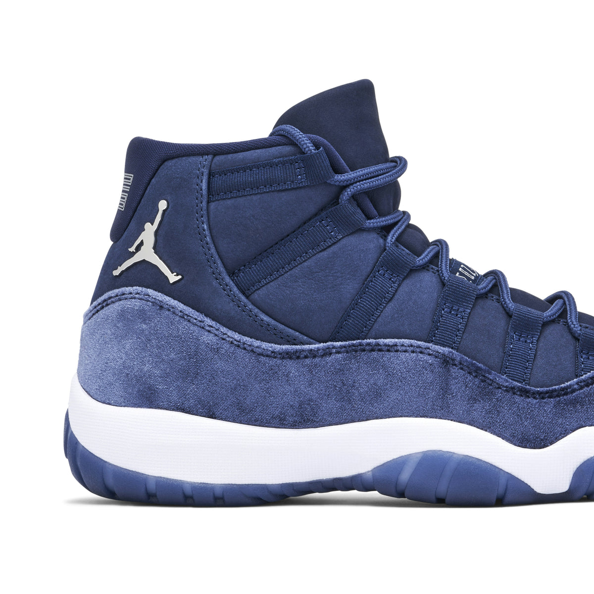 Women's AIR JORDAN 11 VELVET MIDNIGHT NAVY - product image from the listing.