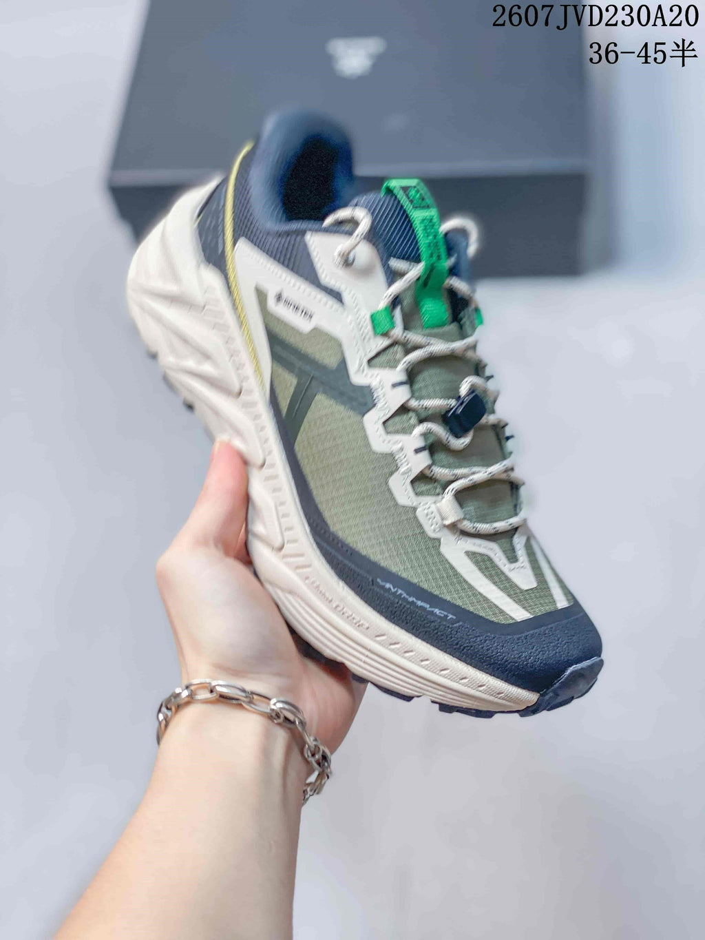 KAILAS Shanhang 2 GTX Hiking Shoes in Green Navy 712700RRY - product image from the listing.