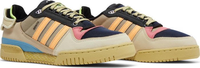 Bad Bunny x Forum Powerphase 'Catch and Throw' - product image from the listing.