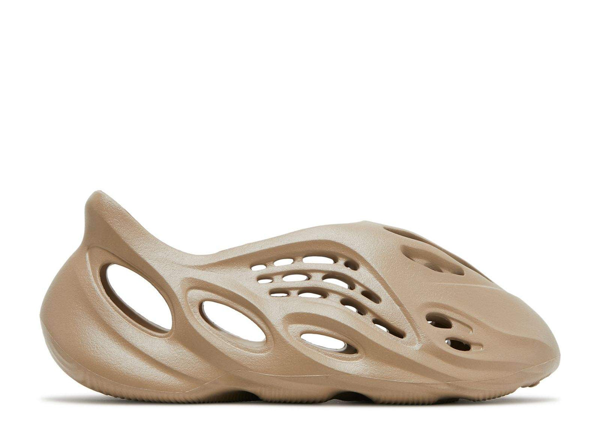 "Mist" Yeezy Foam Runner Clogs - product image from the listing.